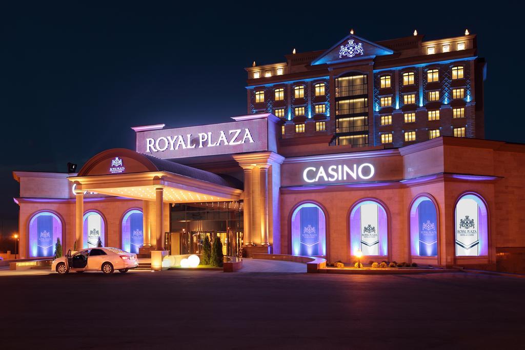 Royal Plaza Hotel And Casino Kapchagay Eksteriør billede